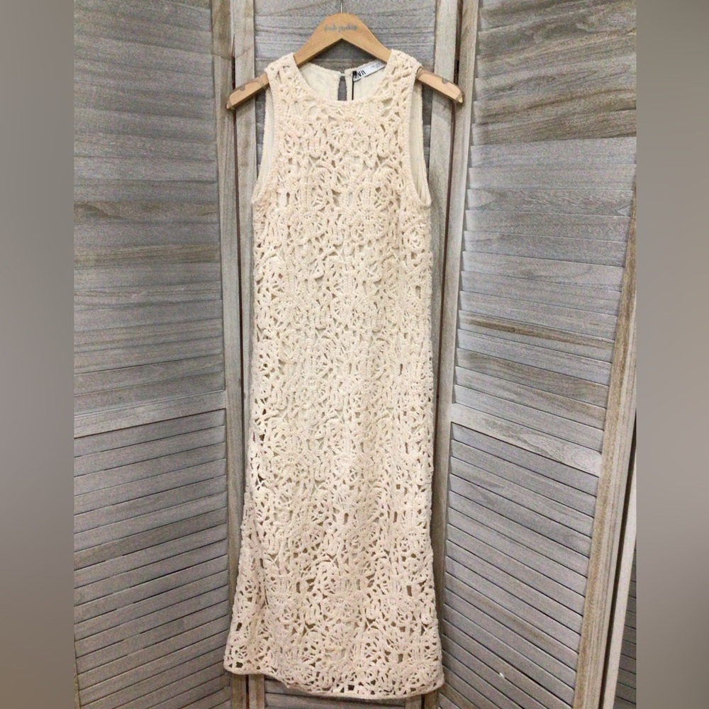 NWT ZARA Chenille cream/ivory dress.